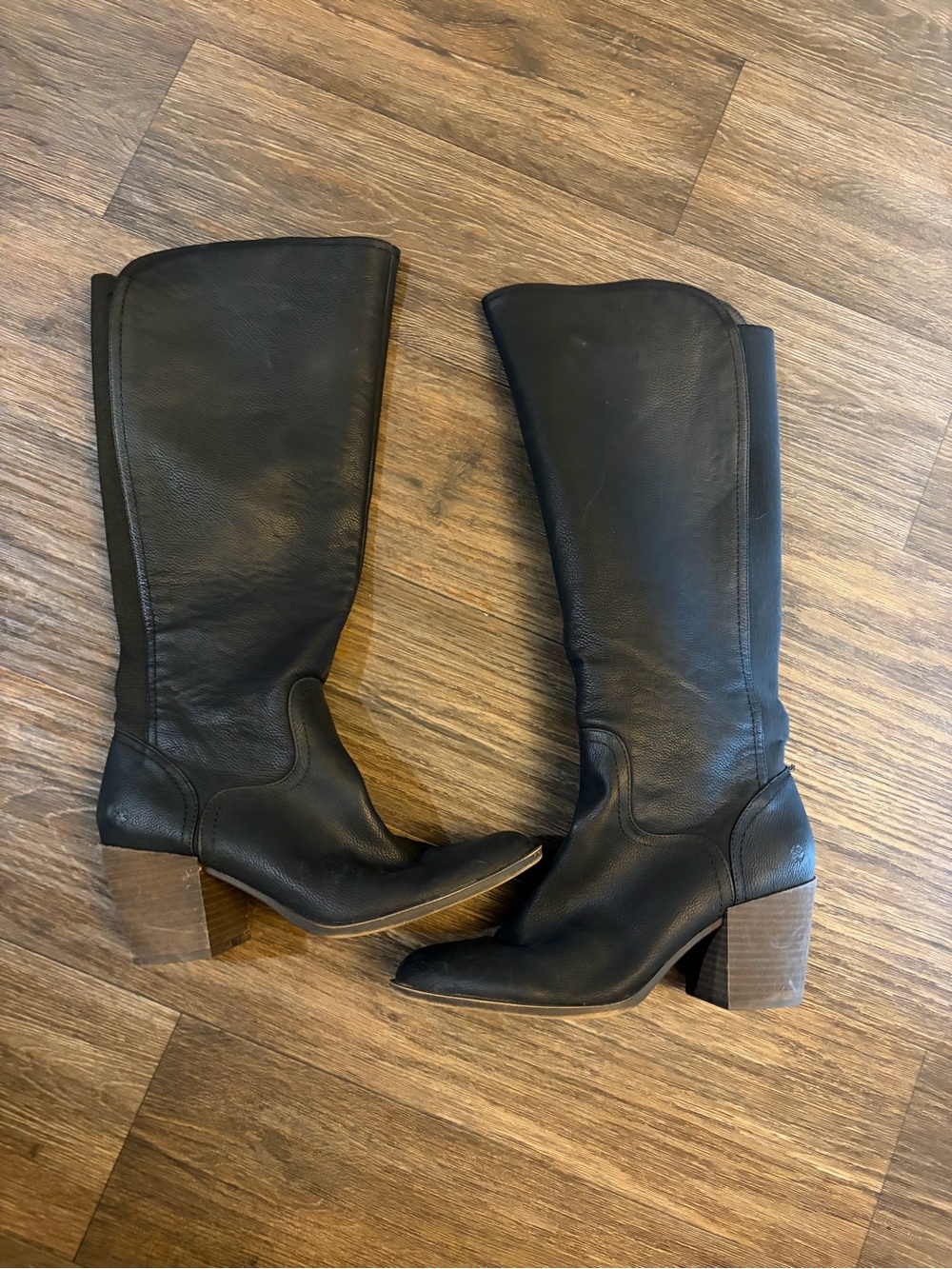 Women’s Lucky Brand Black Balissa Leather 90s Minimalist Tall Boots Size 8.5 M - Picture 3 of 9